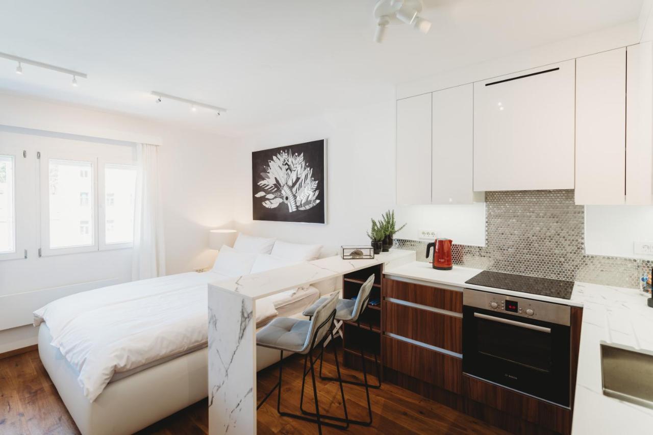 Romantic Jump Studio Overlooking River, Free Parking ليوبليانا المظهر الخارجي الصورة