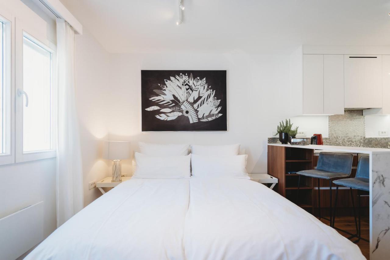 Romantic Jump Studio Overlooking River, Free Parking ليوبليانا المظهر الخارجي الصورة